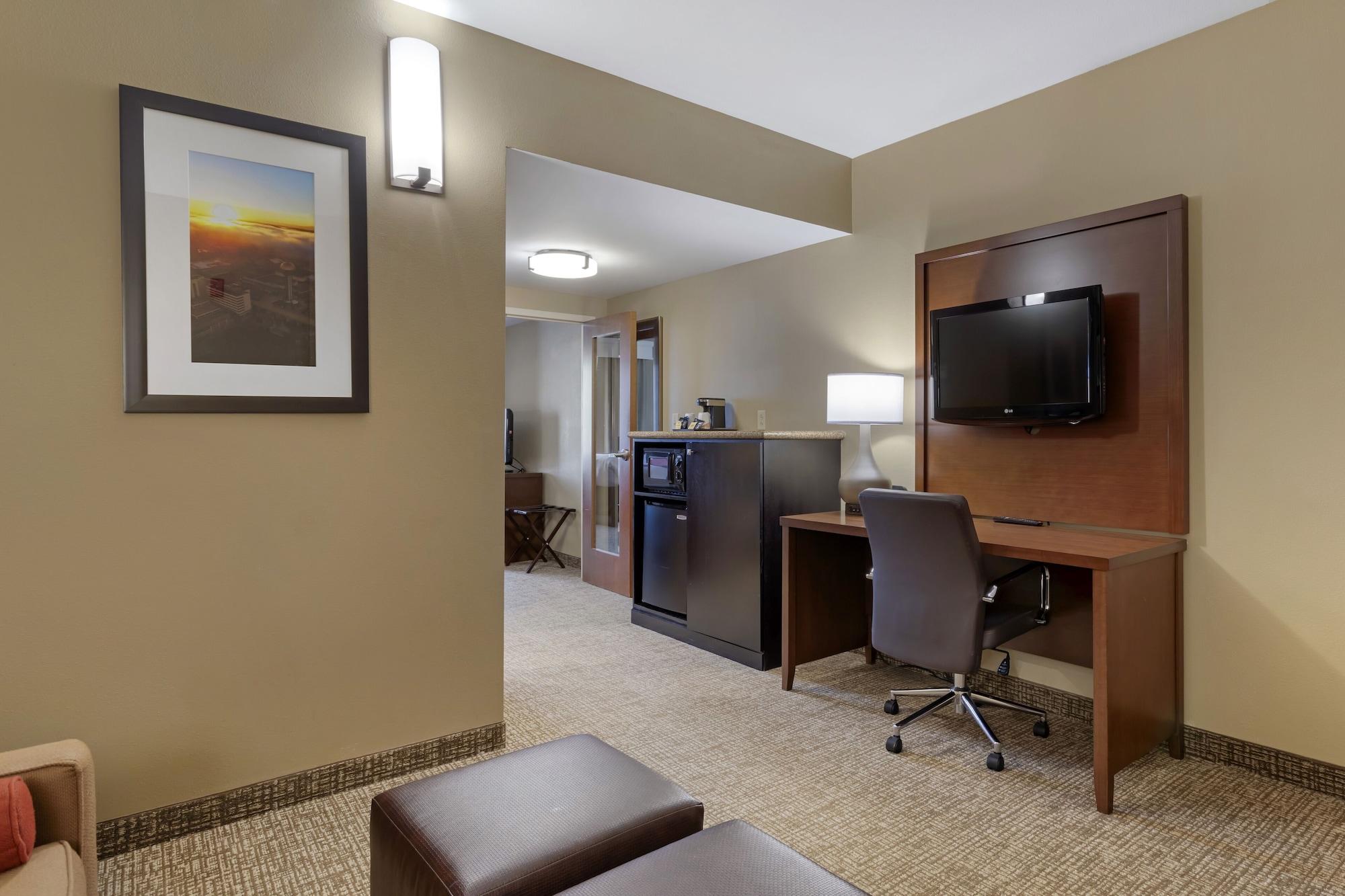 Comfort Suites North Knoxville Buitenkant foto