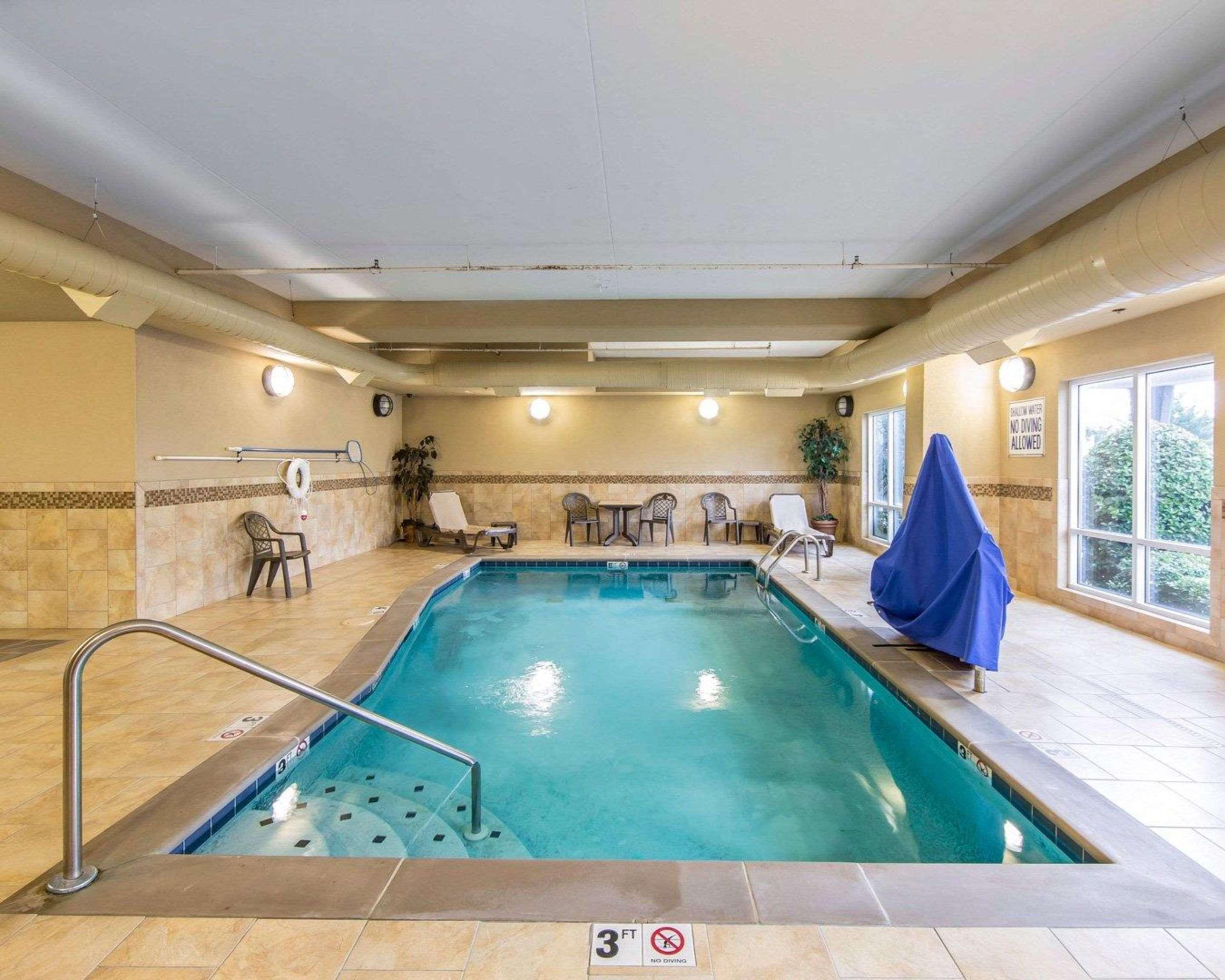 Comfort Suites North Knoxville Buitenkant foto