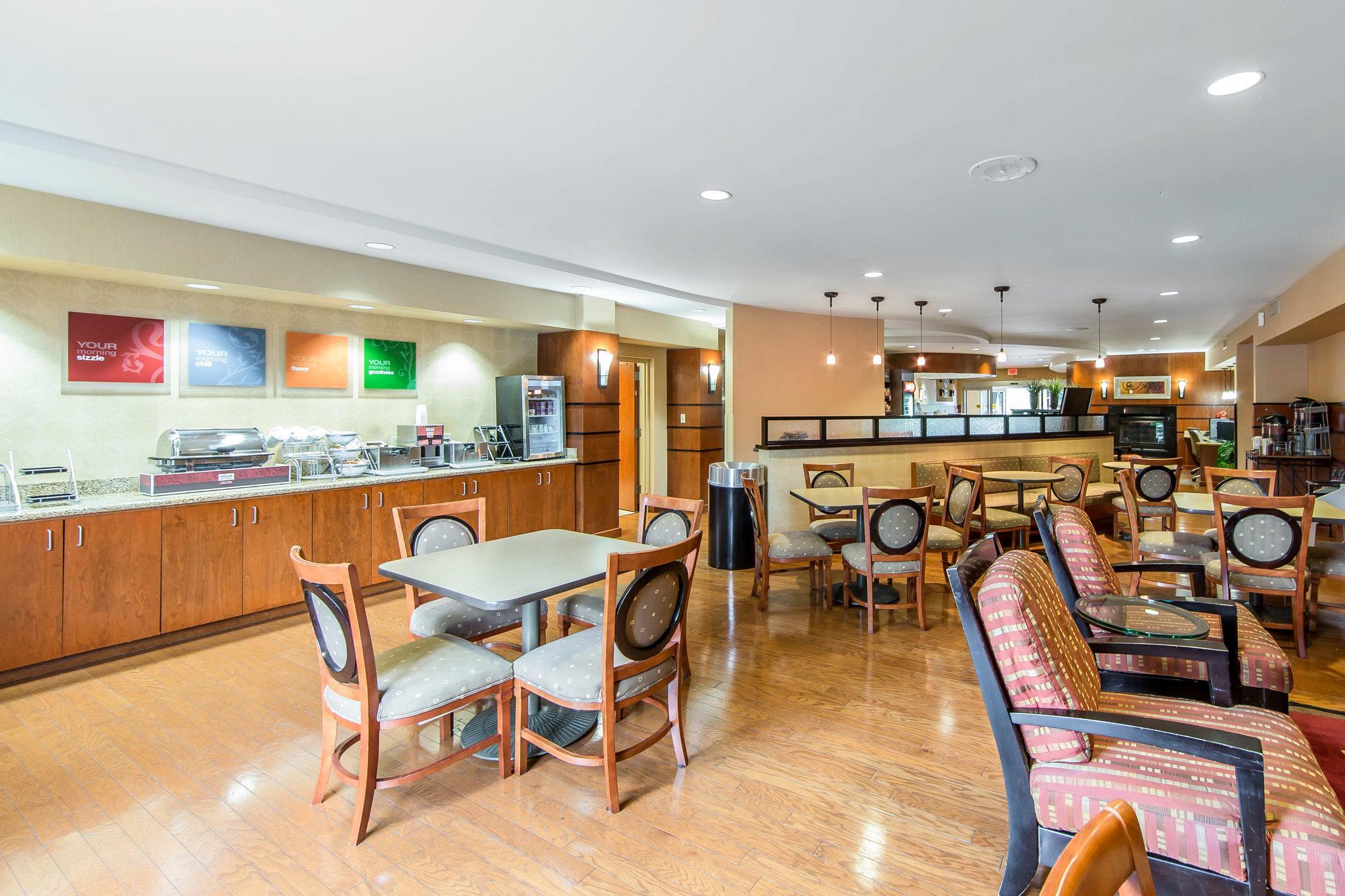 Comfort Suites North Knoxville Buitenkant foto