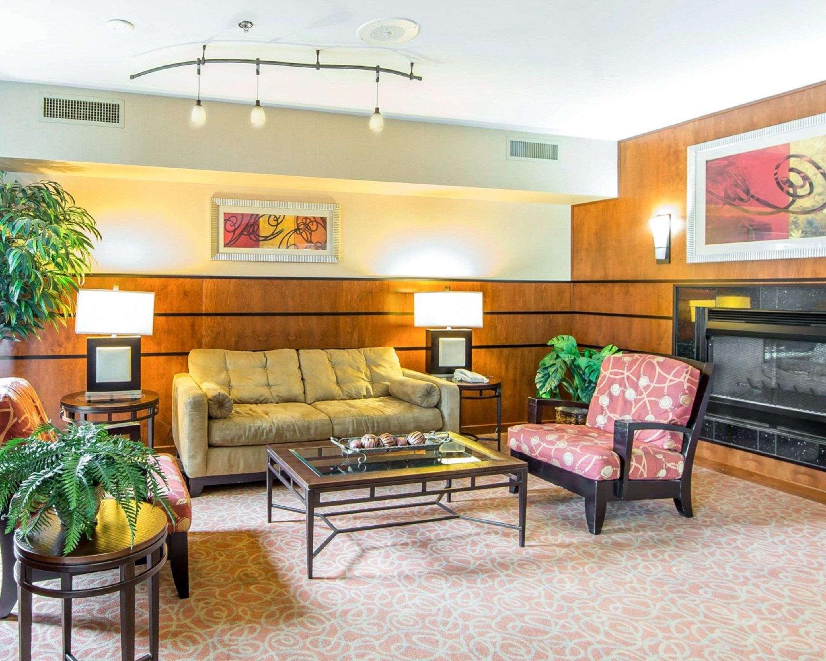Comfort Suites North Knoxville Buitenkant foto